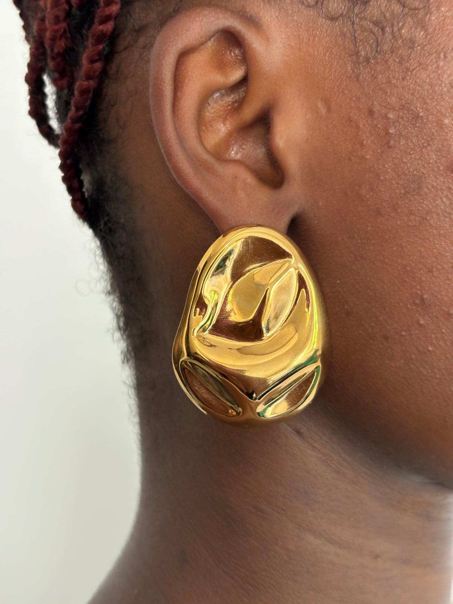 Celeste Sculpted Earring